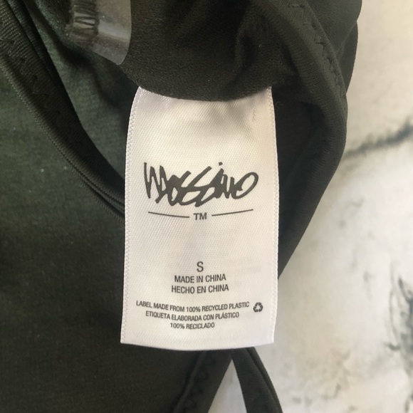 Mossimo One Piece Swimsuit (Target) - Picture 4 of 4